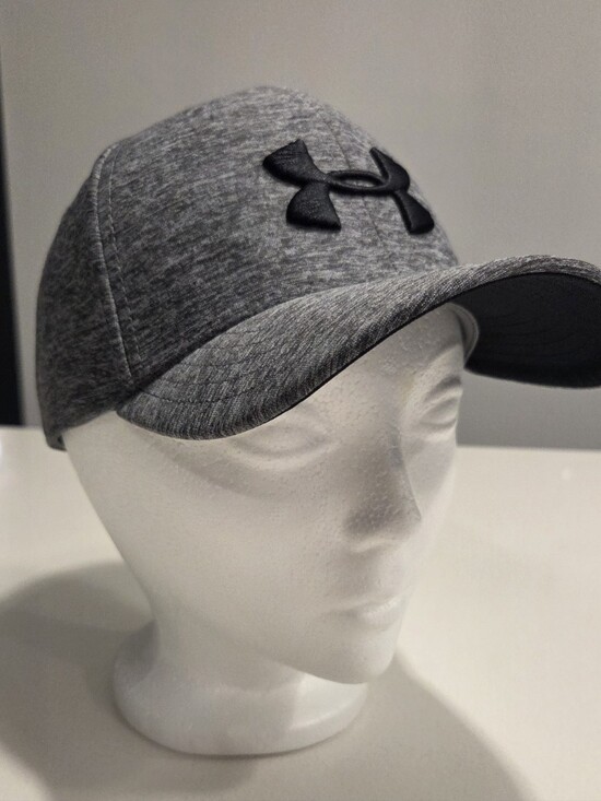 Under Armour Other - Under Armour Men’s Heather Gray Performance Cap